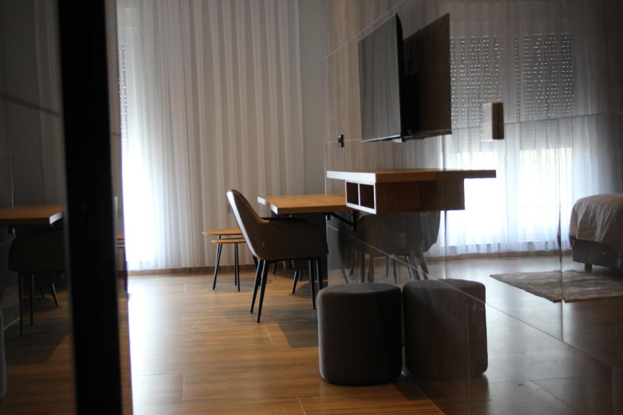 Hotel-Vh Preshevë Екстериор снимка